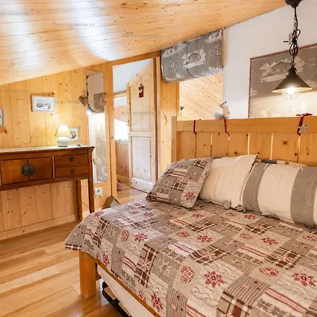 - 6 Pers. - Fr-1-458-278 * Saint-Jean-de-Sixt